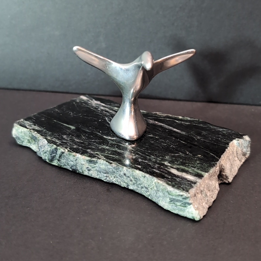 Vintage Hoselton Aluminum Canada Goose Sculpture/Figurine on Granite Base.